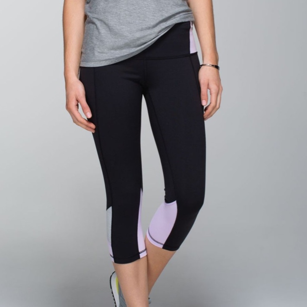 Lululemon Embody Crop Leggings size 6 - Picture 2 of 8